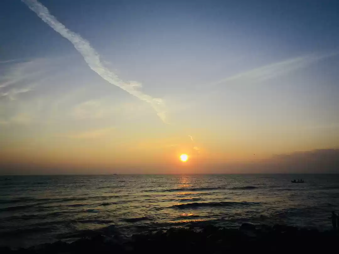 Photo of Sunrise over the mig
