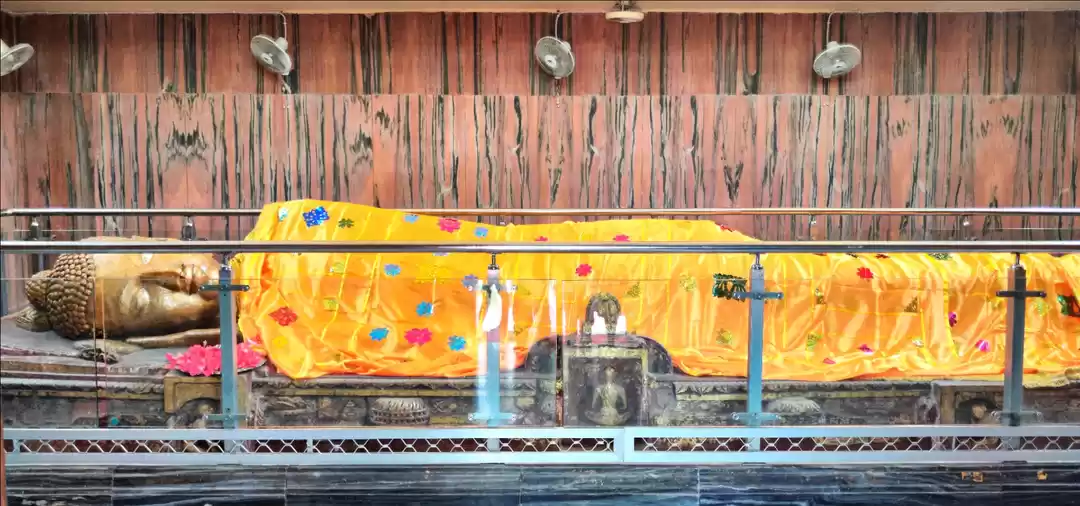 Photo of Sleeping Buddha at P