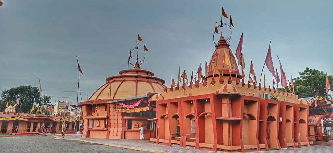 Dadaji Dhooni wale - Picture of Dada Darbar Temple, Khandwa - Tripadvisor