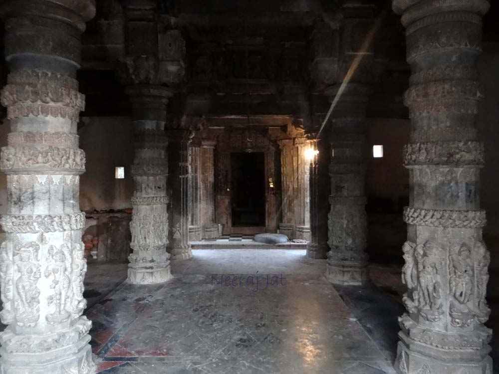 Photo of राजस्थान में भी छुपा है एक खुजराहों, दिल्ली से बस दो घंटे की दूरी पर by Yadav Vishal