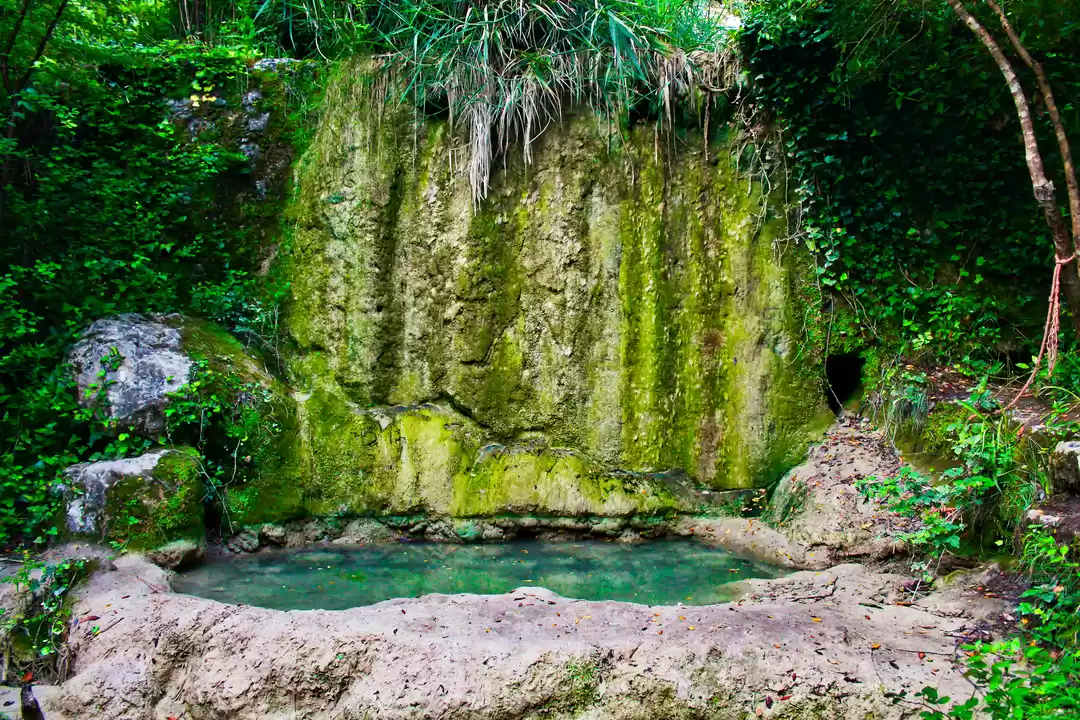 Photo of Dry Waterfall