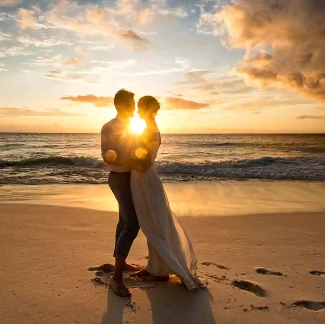 Photo of पार्टनर संग रोमांटिक