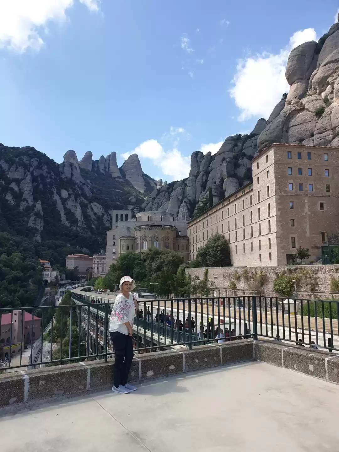 Photo of Barcelona & Provence