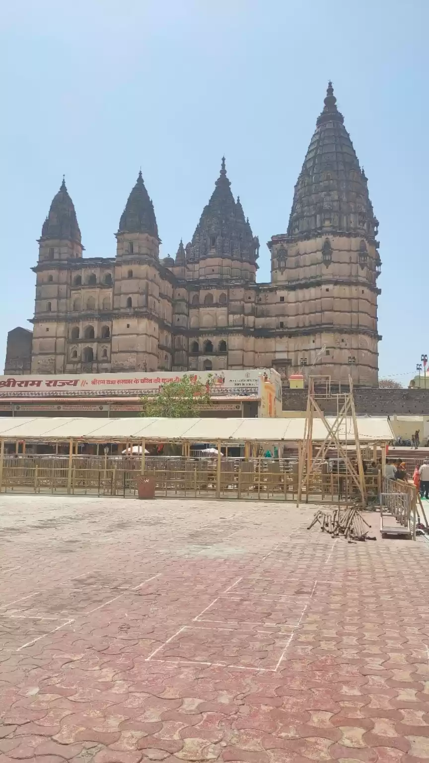 Photo of ओरछा में स्थापित श्र