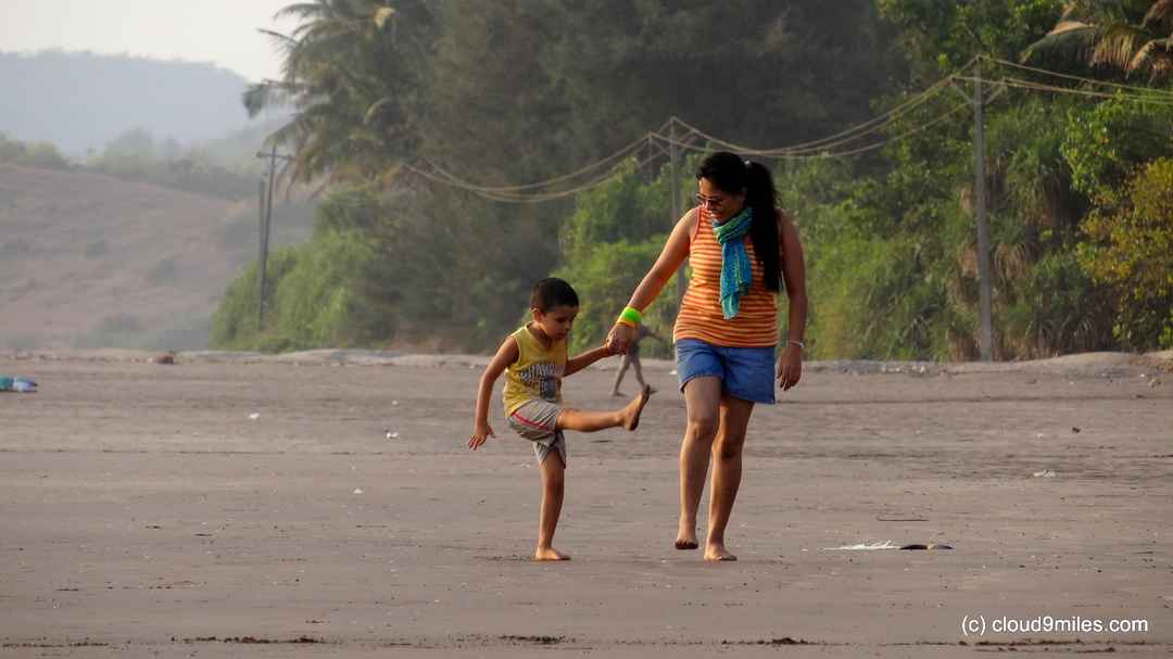 Anjarle The Untouched And Unspoiled Tripoto The anjarle beach is one of the most scenic and secluded beaches in dapoli, and looks absolutely mesmerising with its tall palm trees and clear blue waters. anjarle the untouched and unspoiled