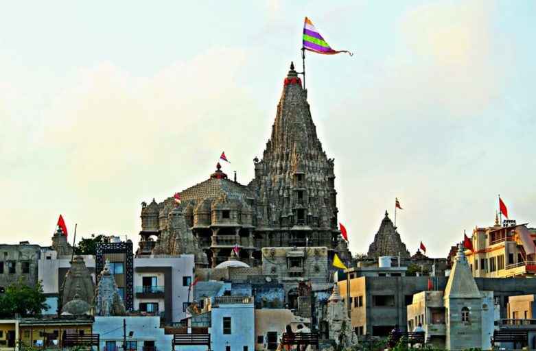 jay dwarkadhish | Dwarka temple hd wallpaper, Wallpaper photo gallery, Fall  background wallpaper