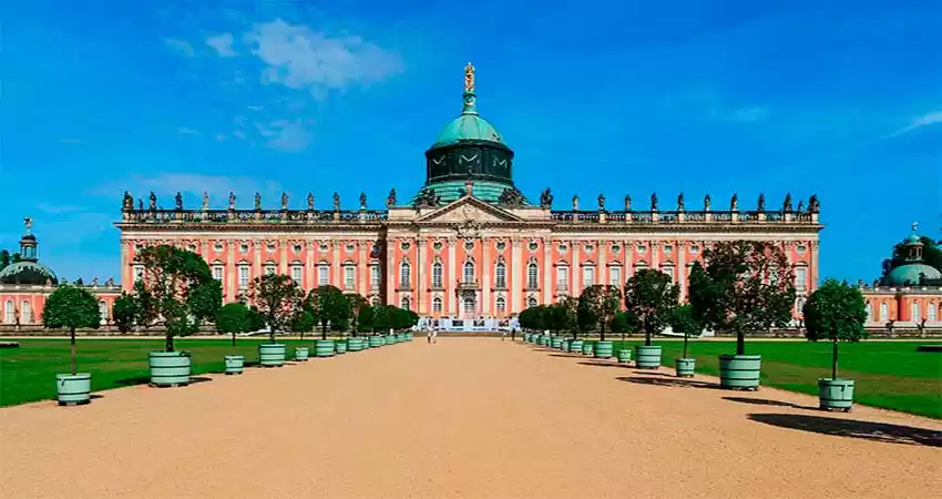 Photo of Potsdam Palace in Be