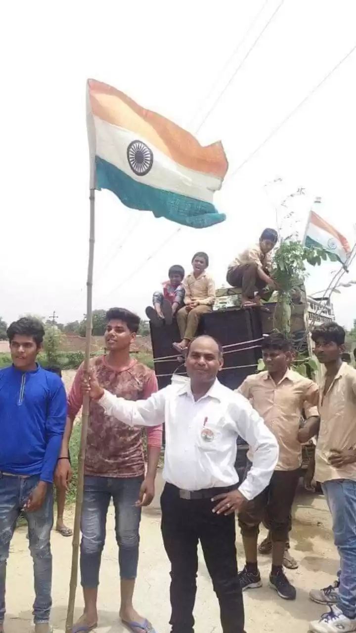 Photo of तिरंगा रैली _ पौधे व