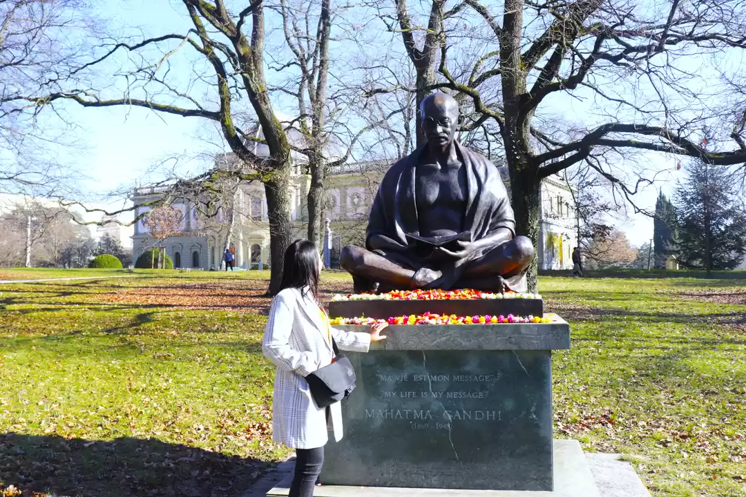 Photo of Geneva; The city in