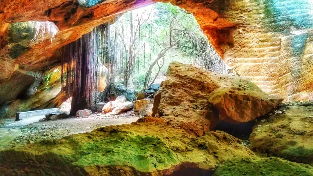 Photo of Naida Caves, Diu Dia