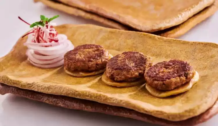 Photo of মুখে দিতে না দিতেই ভ