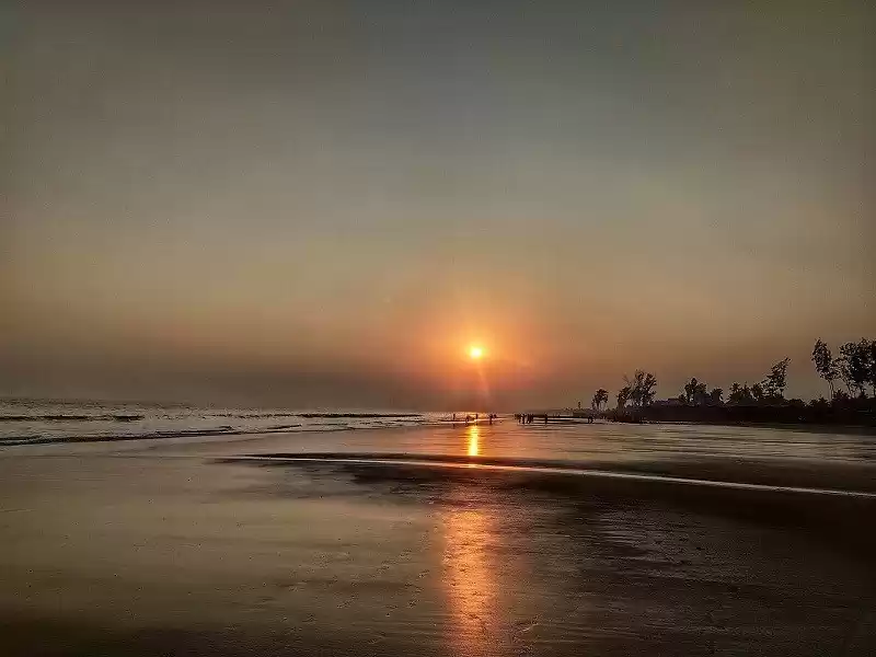 Photo of জনশূন্য এক প্রান্তরে