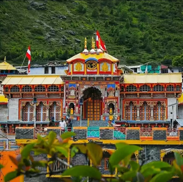 Photo of बद्रीनाथ मंदिर को फ