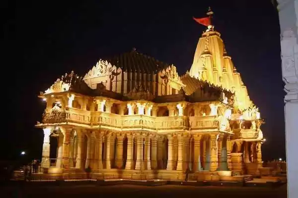 Shree Somnath Jyotirlinga Temple | Photos by Ravi