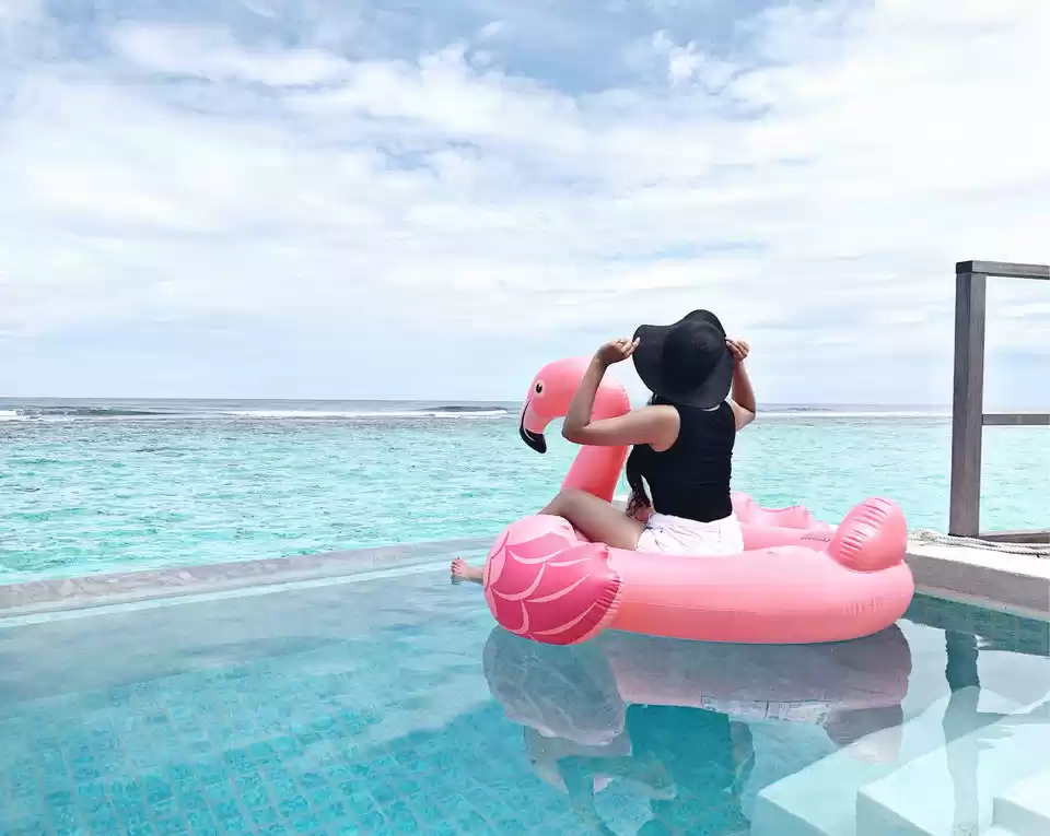 Photo of માલદિવ્સમાં એક ઓવરવૉ