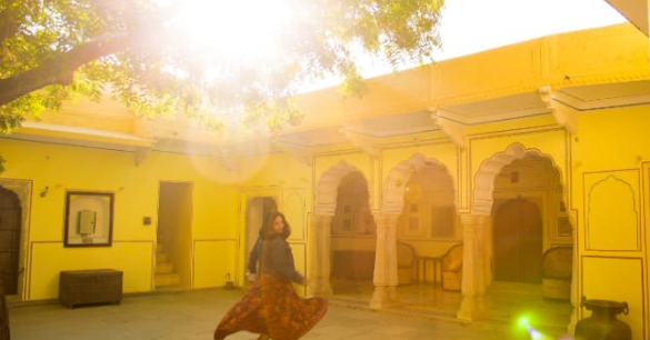 Photo of દોસ્તોની સાથે હેંગઆઉ