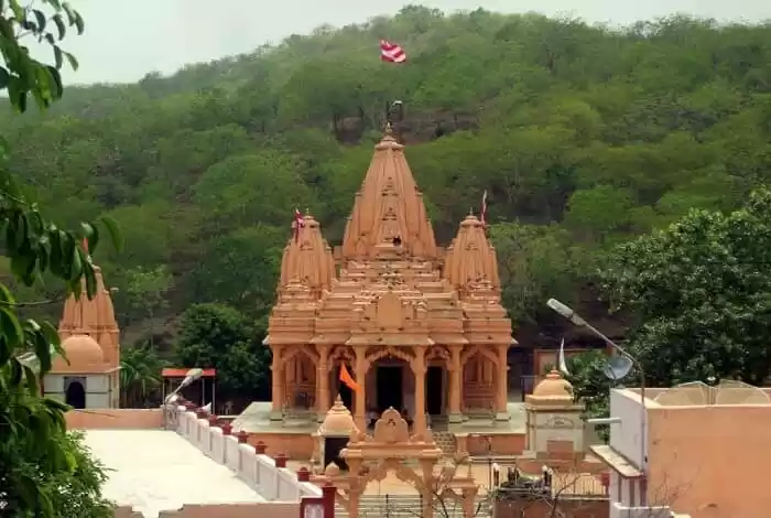 Photo of કૃષ્ણ, હનુમાન, શનિદે