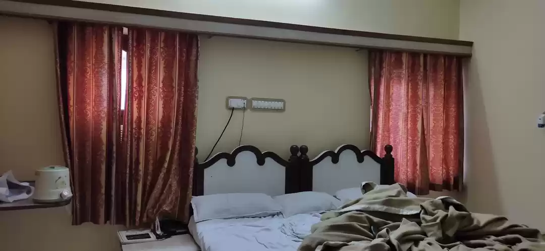 Photo of Below Average homest