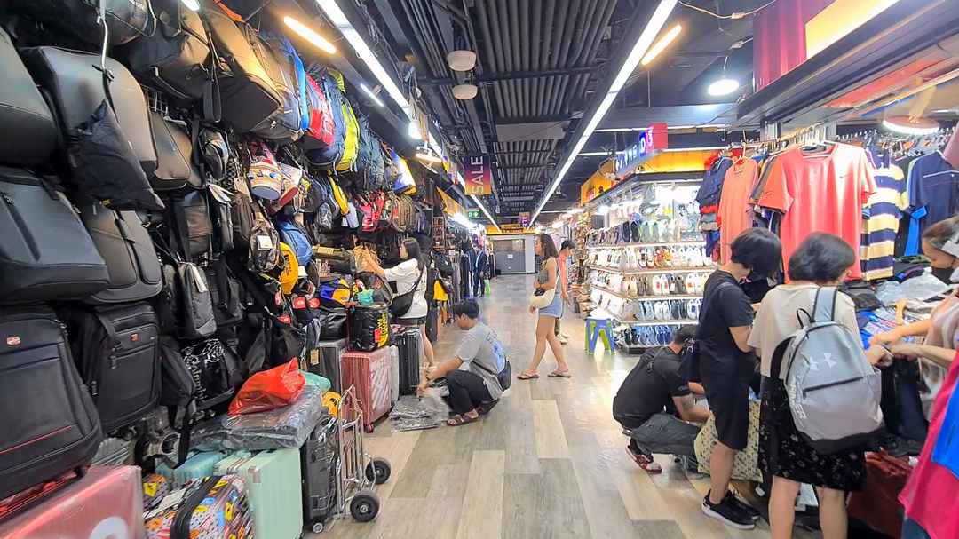 Shopping in Bangkok, Thailand 🇹🇭 - Tripoto