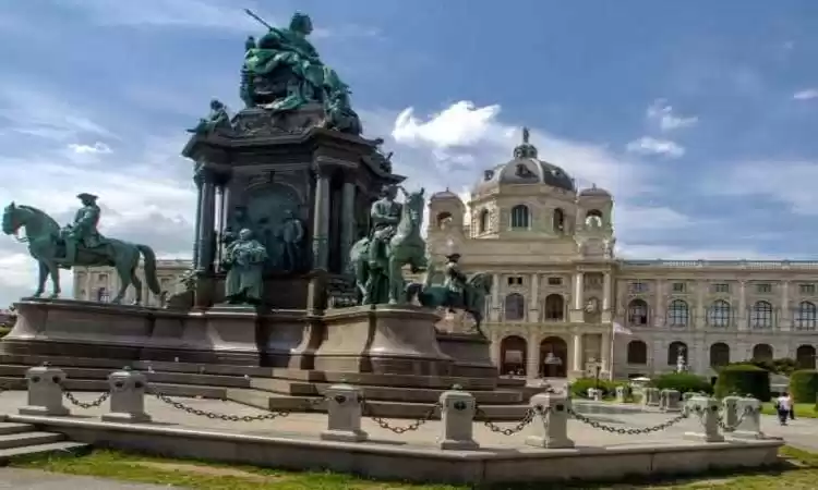 Photo of Vienna Opera, Sacher