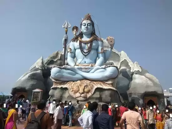 Photo of ऐसा मंदिर जहां भक्त 