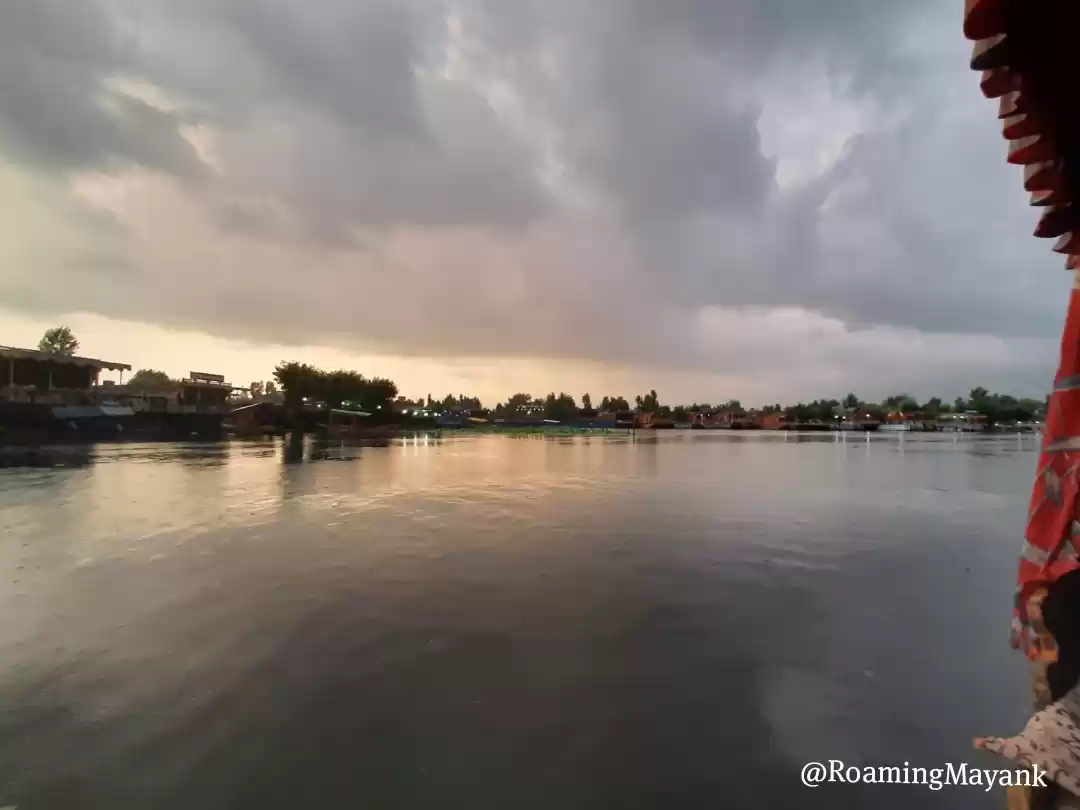 Photo of Shikara Ride in Dal 