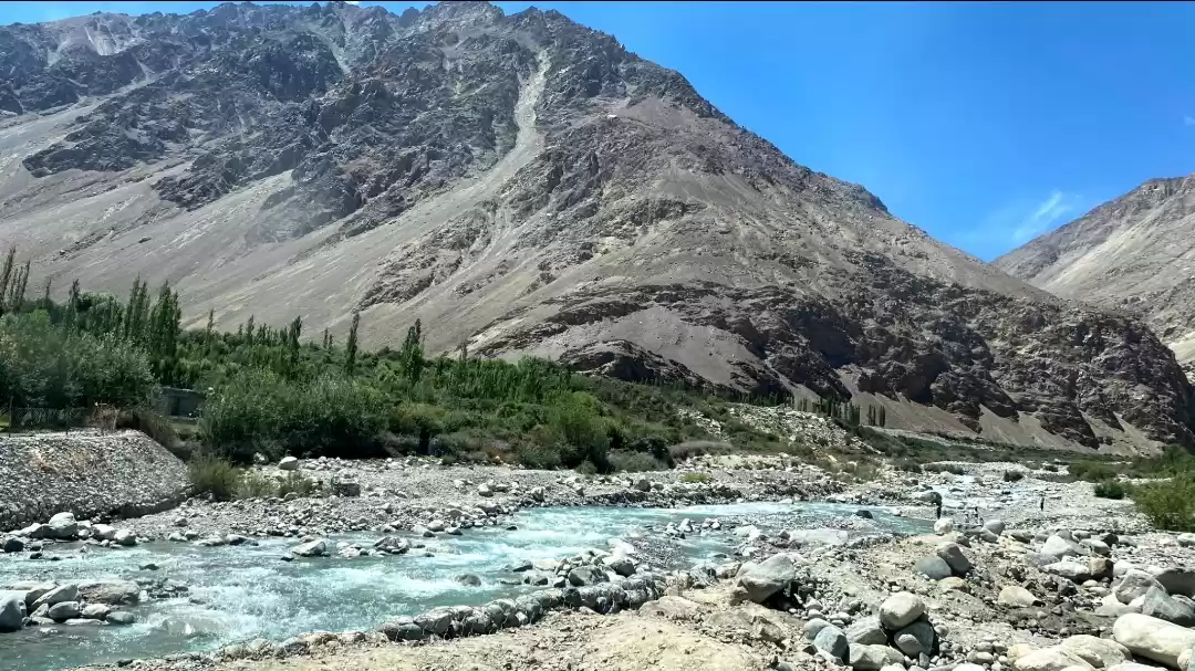 Photo of A tributary of Shyok
