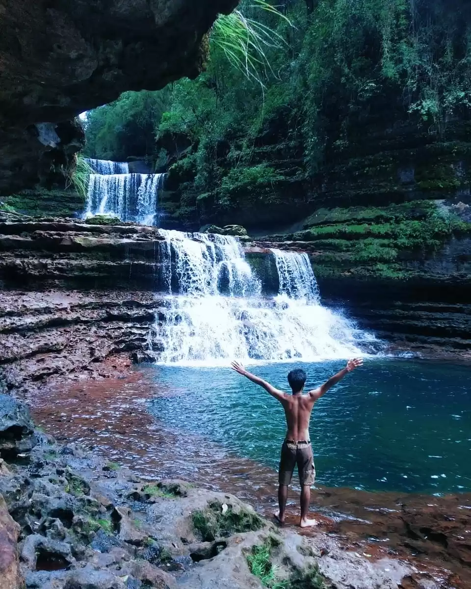 Photo of Wei sawdong falls, C