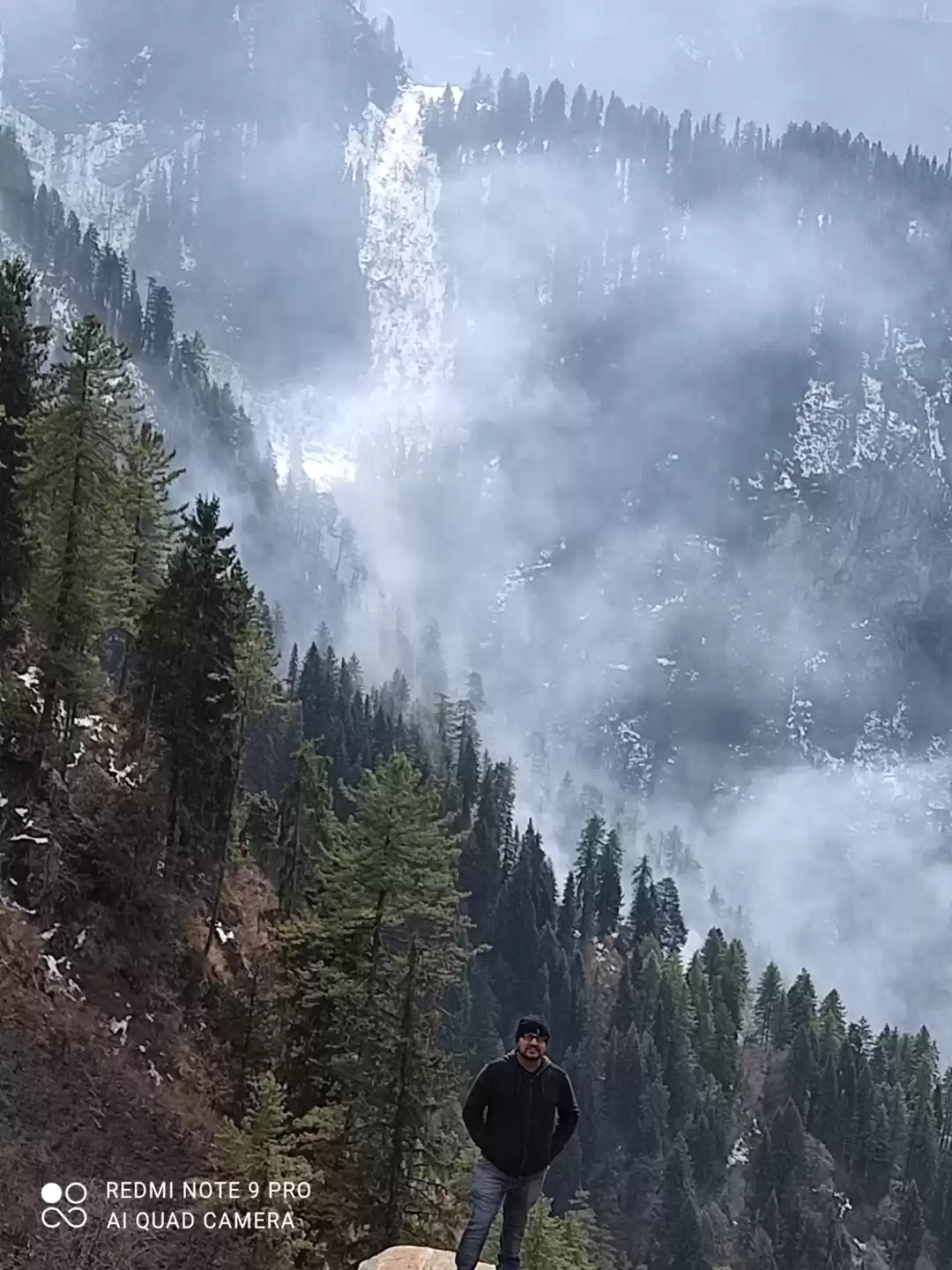 Photo of Hiking in sainj vell