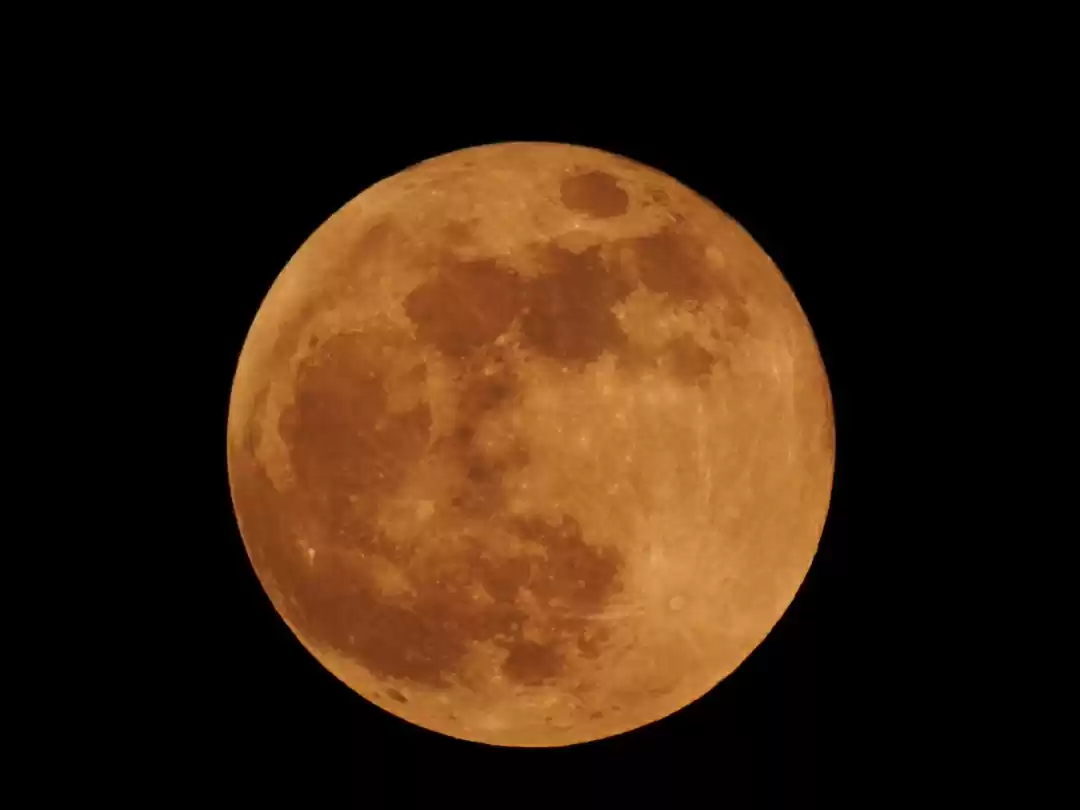 Photo of Red Moon