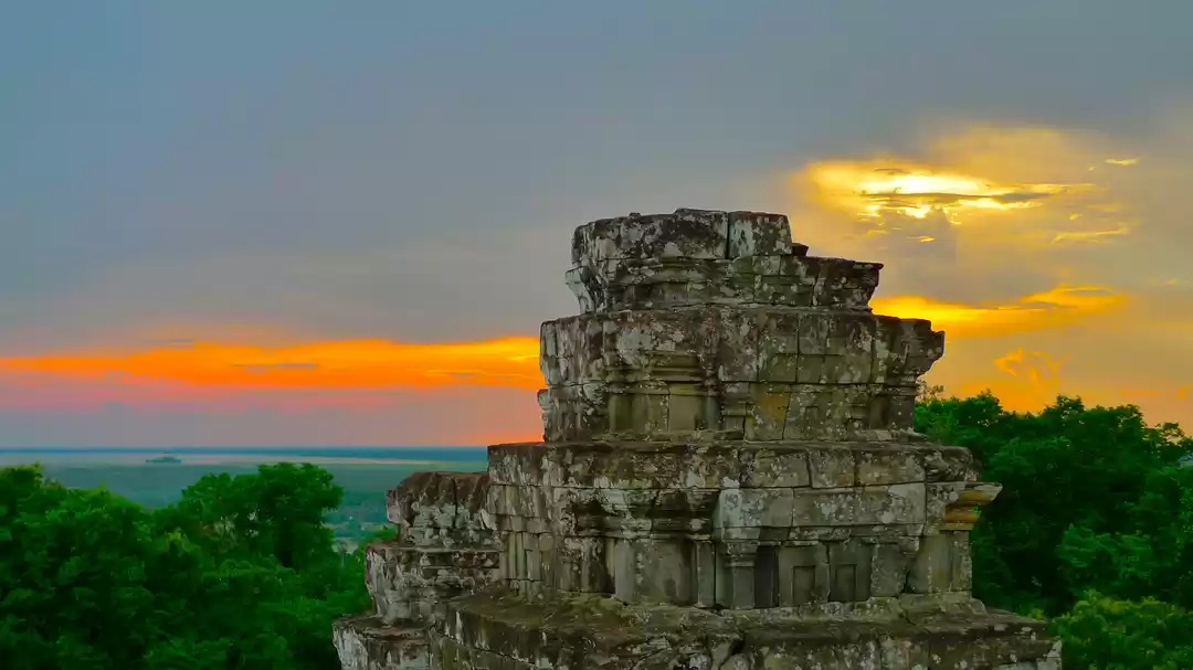 Photo of Skulls and temples —