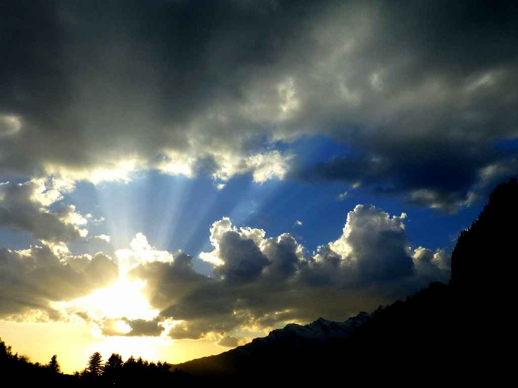 Photo of How Kheerganga Helped Me To Change My Profession From Software Developer To Trekking Leader?