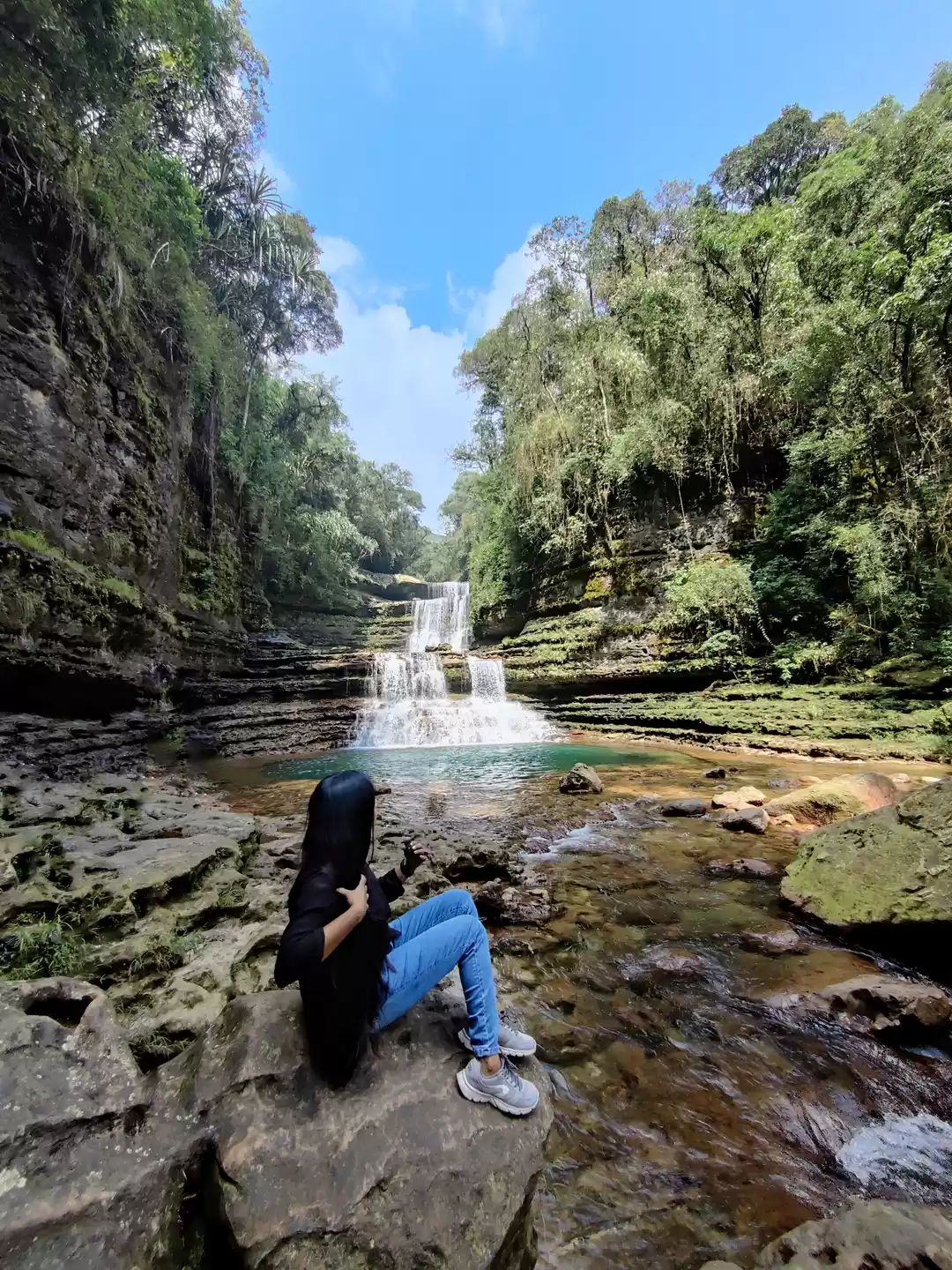 Photo of Wei Sawdong Waterfal