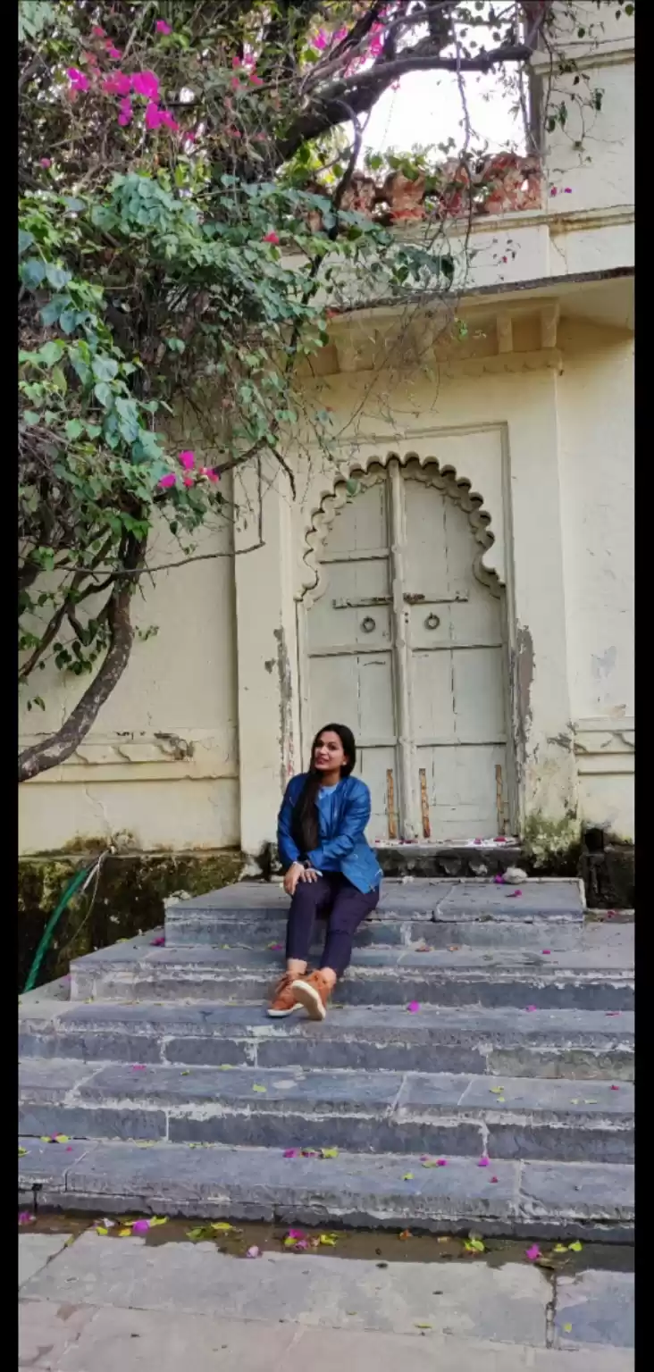 Photo of At Queen's Home name