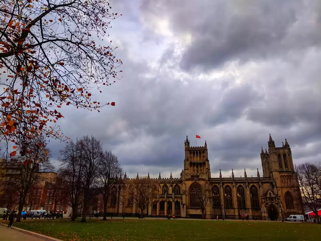 Photo of A day in city of Bri