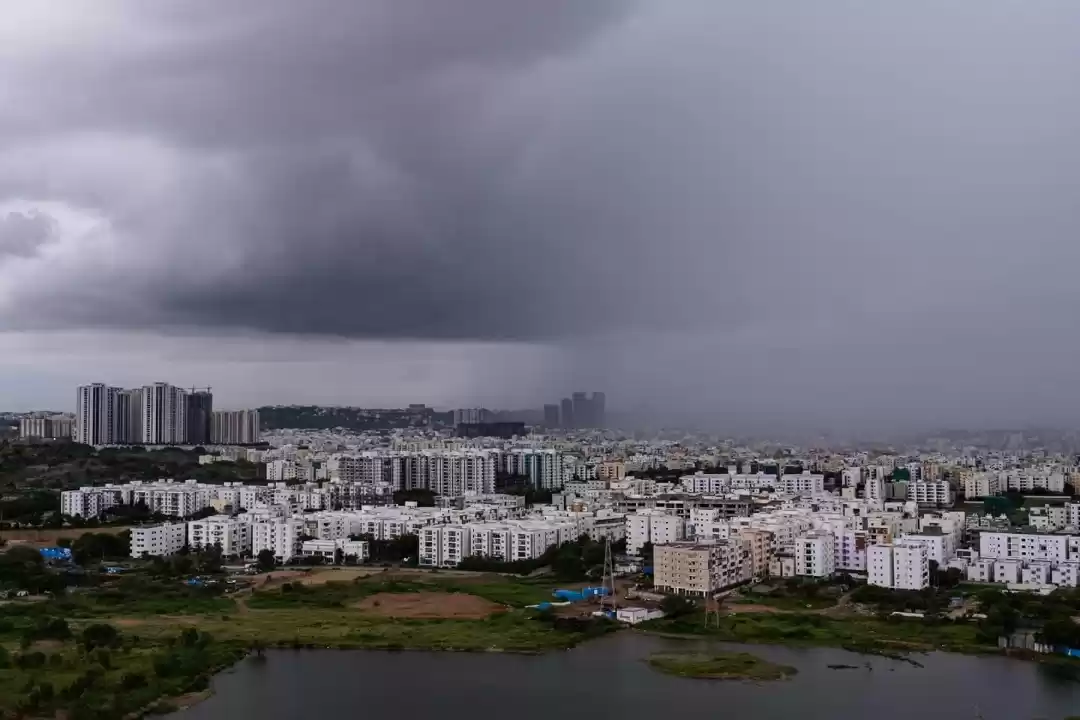 Photo of When it rains in a p