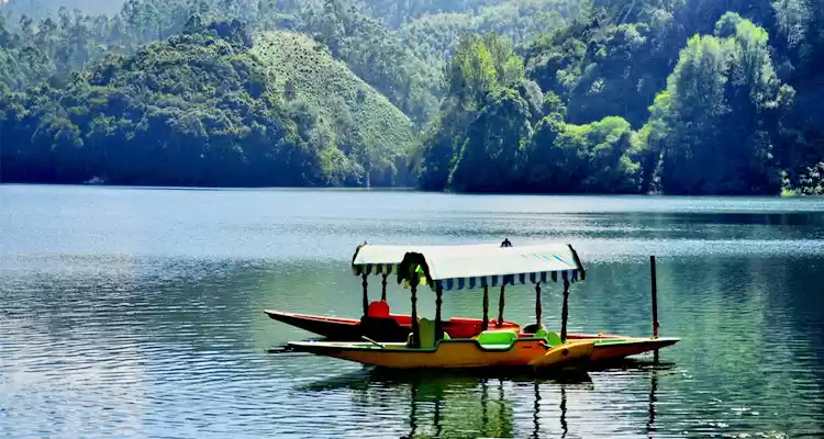 Photo of Kundala Lake, Dam Mu
