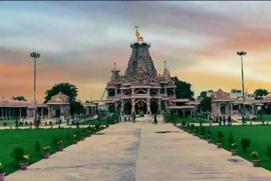 Photo of अपने व्यापार को बढ़ा