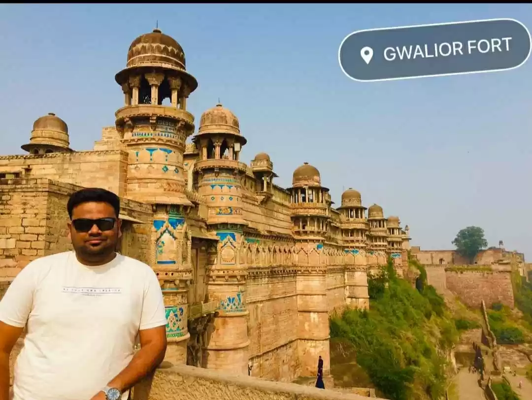 Photo of Gwalior Fort and Sun