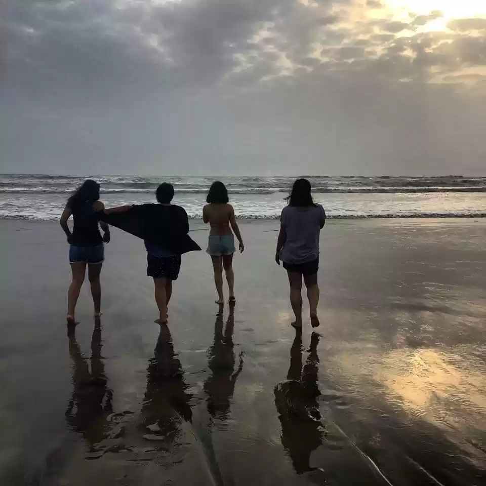 Photo of The Bachelorette- Wo