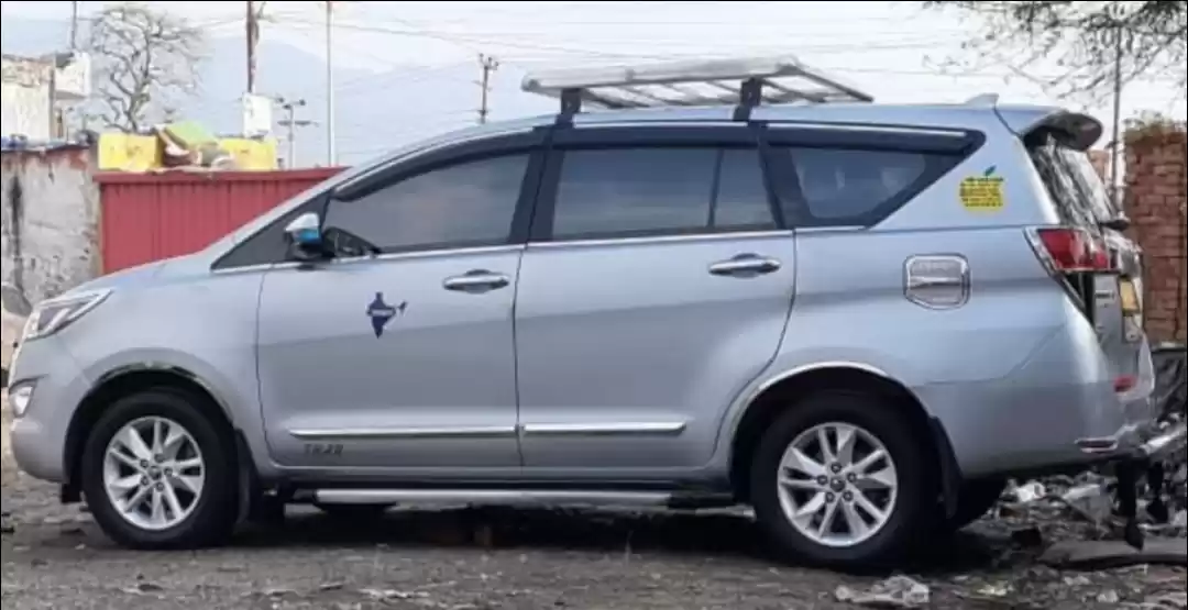 Photo of INNOVA CRYSTA