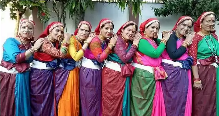 How To Wear Traditional Maharashtrian Saree Perfectly | Marathi & Nauvari  Saree Draping Step by Step - YouTube