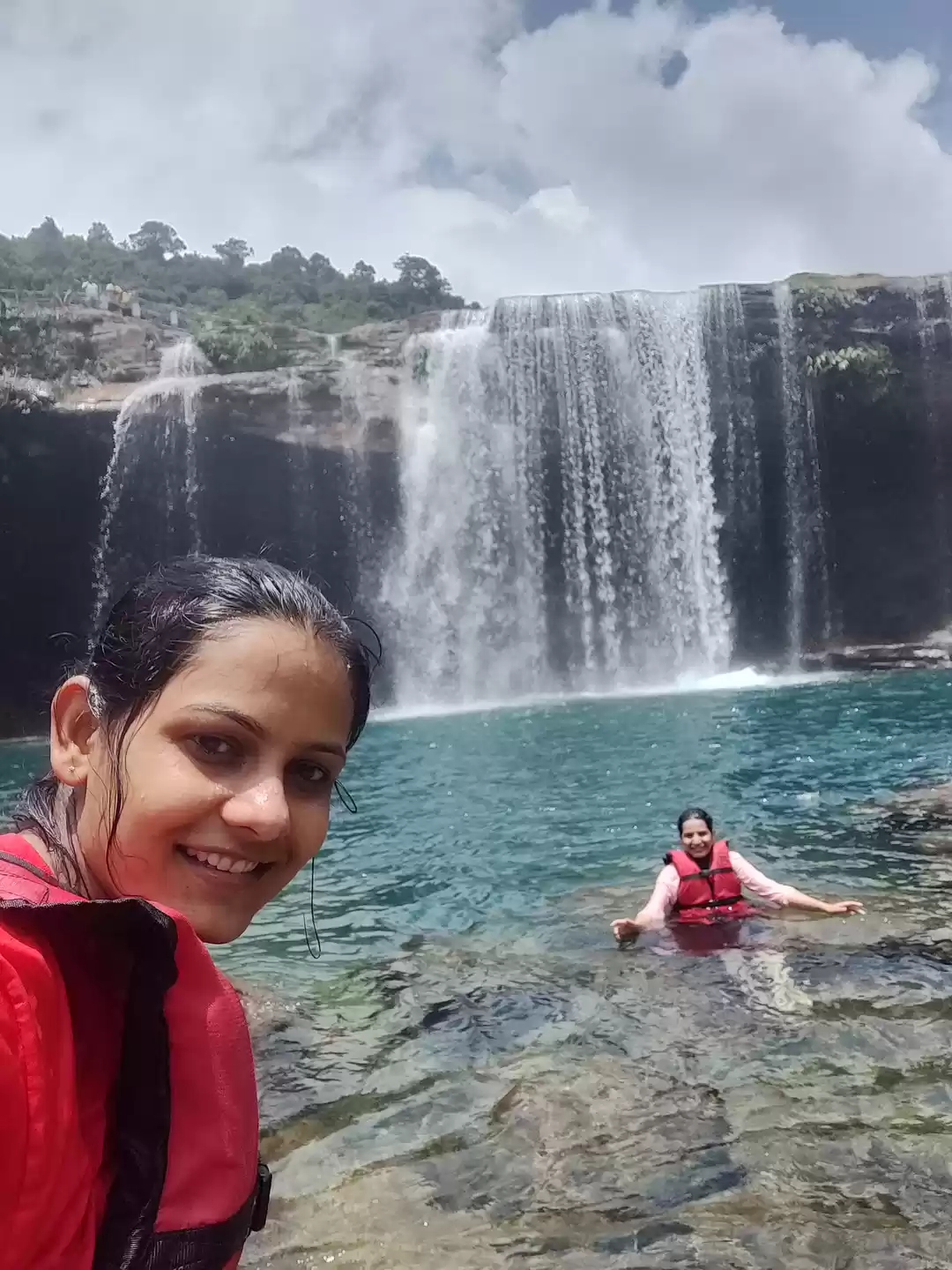 Photo of Krangshuri falls poo