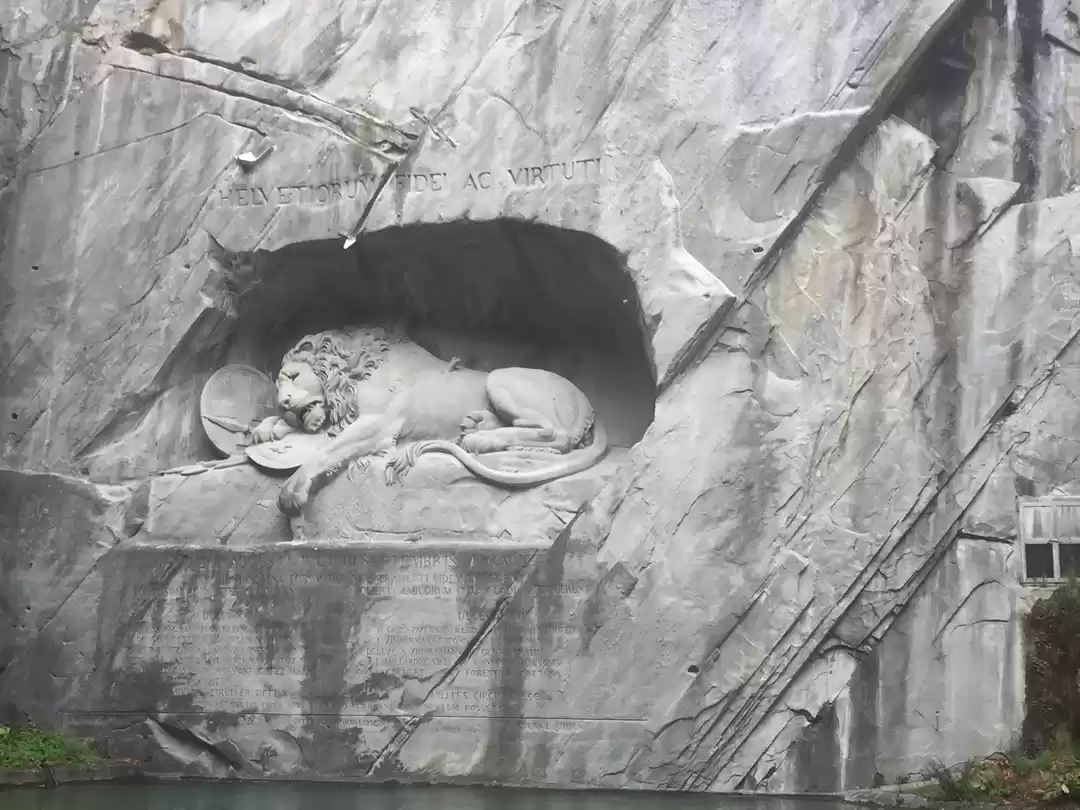 Photo of Lion Monument at Luc