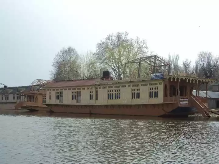 Photo of Kashmir: Heaven on e