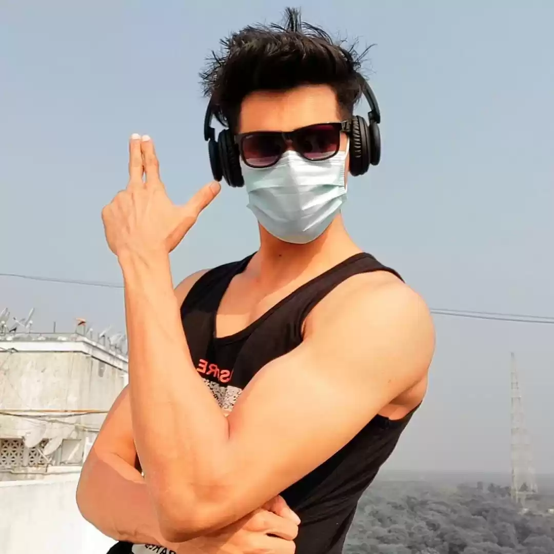 Photo of Aniket Vijay