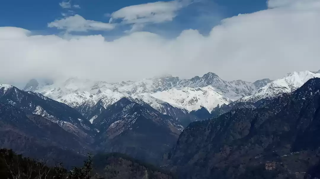 Photo of Chaukhamba peak view
