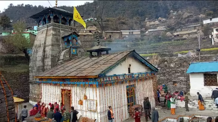 Photo of Trijuginarayan templ