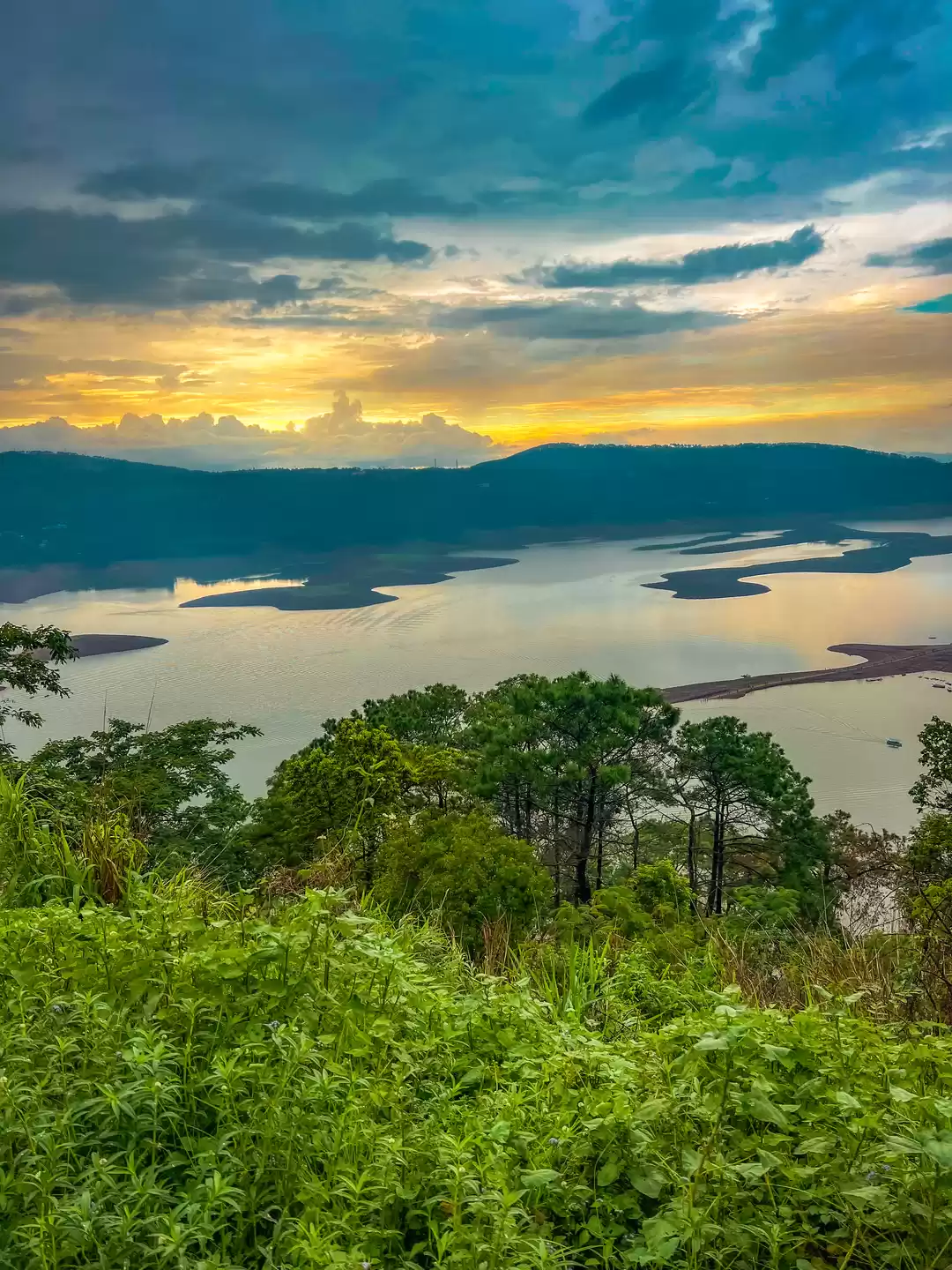 Photo of The hues of Umaim La