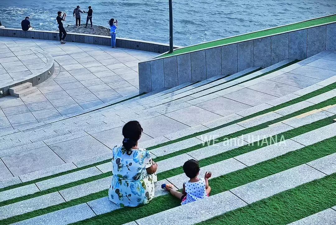 Photo of भीड़ से दूर तीन ओर स